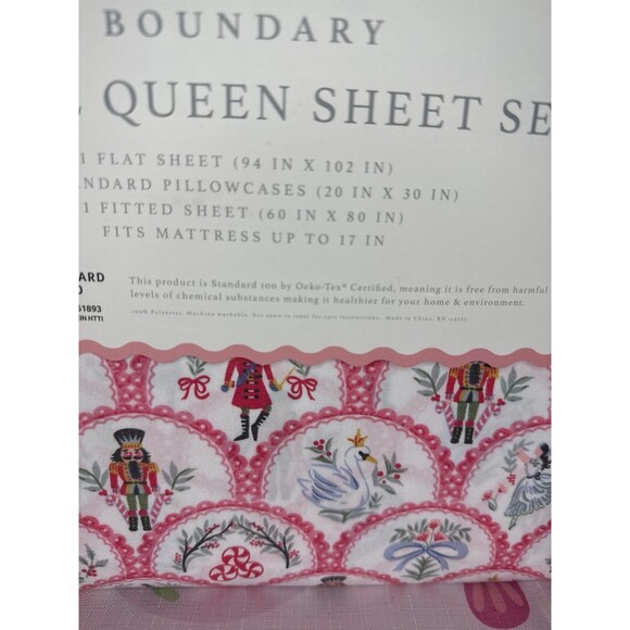 New Boundary Christmas Nutcracker Queen Sheet Set - Picture 5 of 7
